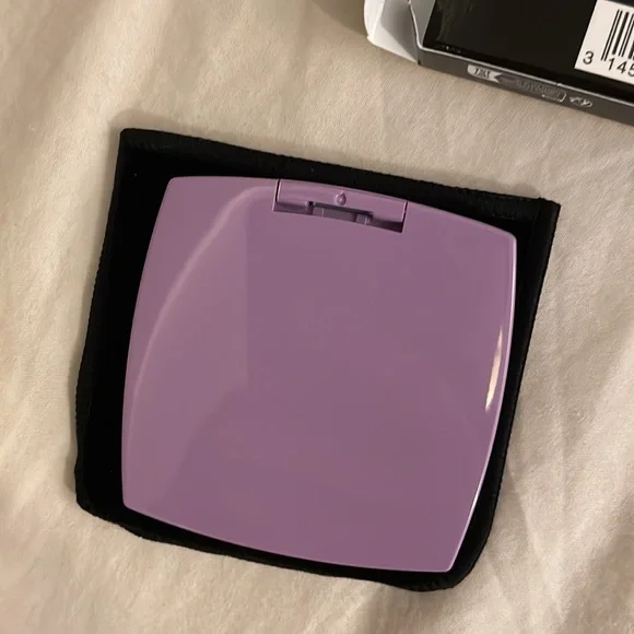 Authentic Chanel Limited Edition Lilac Dual Mirror - Picture 6 of 7
